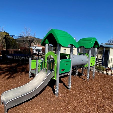 Crestview Tourist Park Hotel Queanbeyan Eksteriør billede