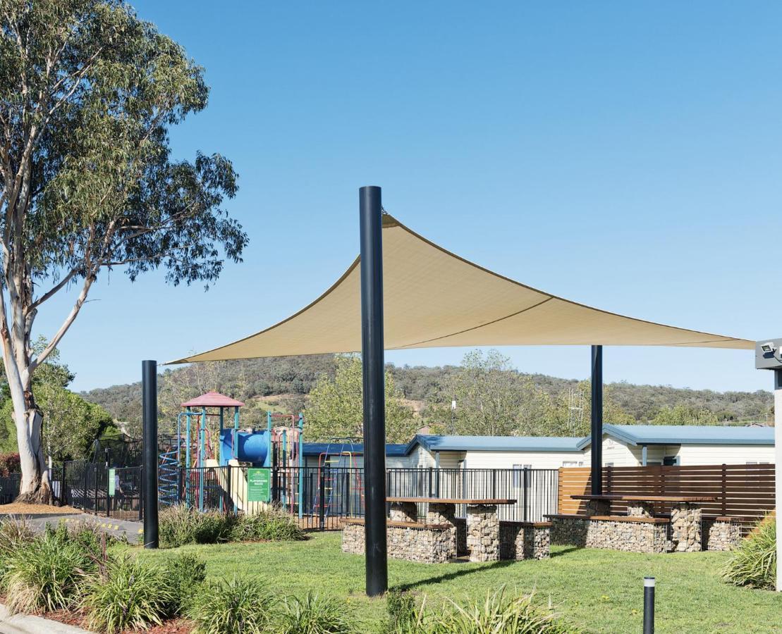 Crestview Tourist Park Hotel Queanbeyan Eksteriør billede