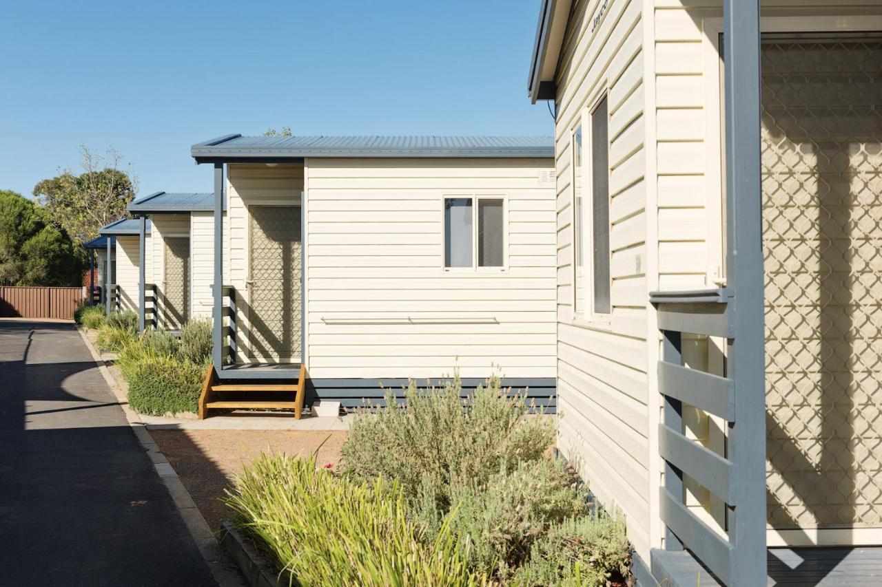 Crestview Tourist Park Hotel Queanbeyan Eksteriør billede